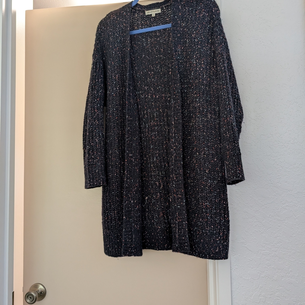 Heartloom Size L , Long Sweater